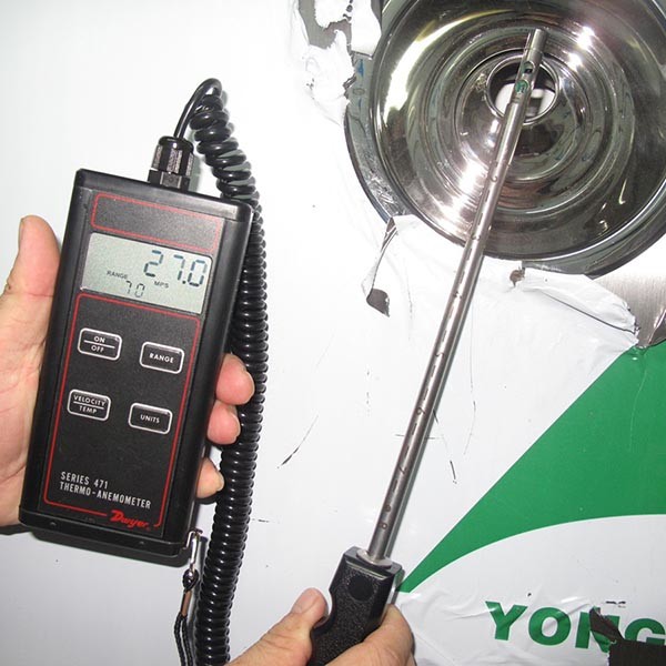 800W Blow Power Single Person Cleanroom Air Shower With 90 Degree Corner Doors