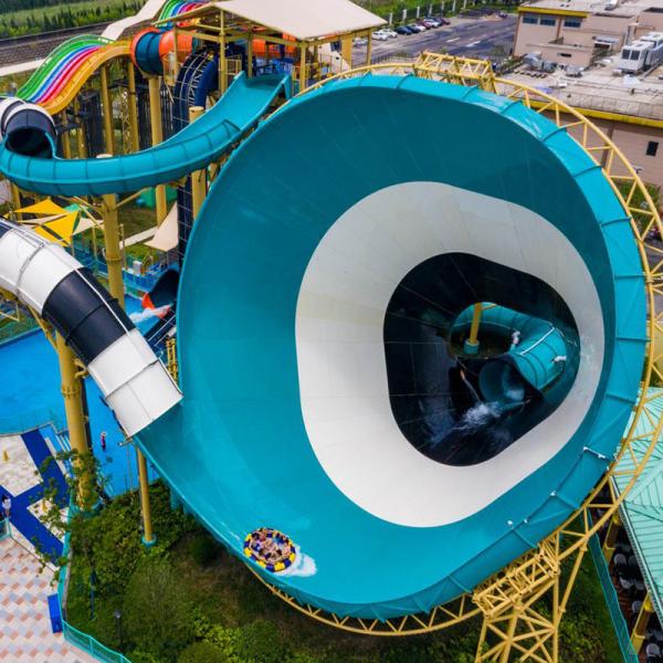 Outdoor Water Attraction Park Water Games Equipment Kids Play Accessories Fiberglass Slides