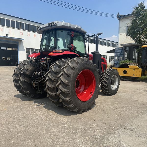 260-horsepower heavy-duty tractor, high-performance agricultural equipment tractor, four-wheel-drive performance tractor, large equipment/cultivation large machinery, high-quality Chinese brand tracto