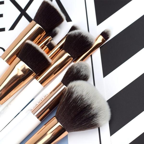 Nylon Hair 9PCS Face Makeup Brush Set Foundation Rose Gold Color