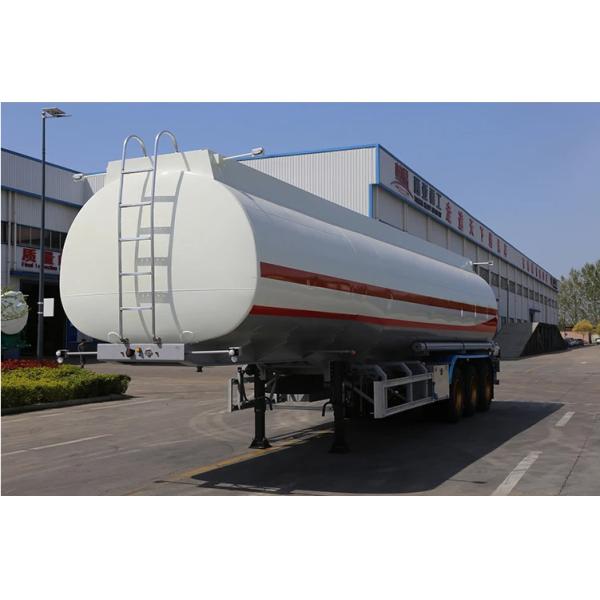 Un réservoir d'huile de 3 essieux en acier au carbone