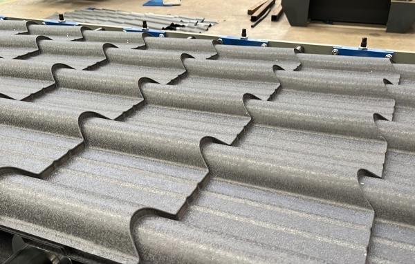 RAL9005 PVDF 40-years Textured Steel IBR Z275 PPGI PPGL AZ150 0.60 HDP Metal Roof Sheet Corrugated Roof Matt Chromadek