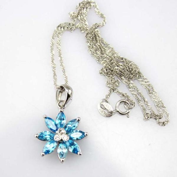 925 Silver Jewelry Blue Topaz  Cubic Zircon Flower Pendant (FP022)
