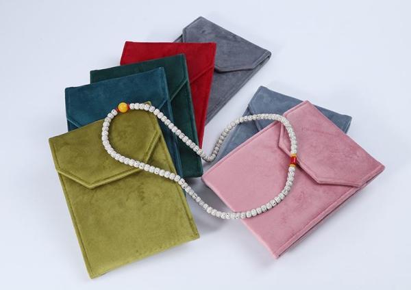 Elegant Luxury Noble Eco Friendly Biodegradable Velvet Pearl Necklace Storage Bag Ring Earring Set Velvet Bag Fashion Dust-Proof Pendant Storage Set Bag