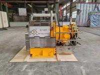 Le moteur est équipé d'un moteur à air comprimé.