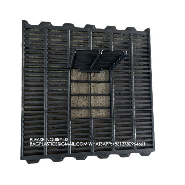 Durable 600*600mm Cast Iron Slat Floor Farrowing Crate For Sow For Animal Husbandry Equipment