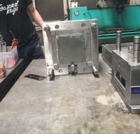 Moules de moulage par injection de la haute précision pp pour les bols ISO9001 d'aliment pour animaux familiers énumérés