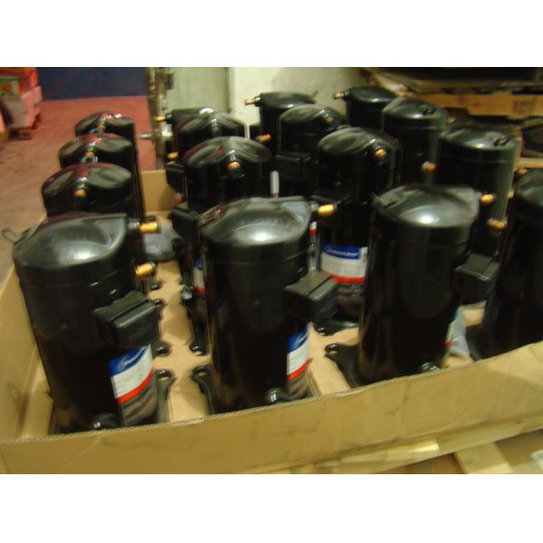 Black  Original  Screw Compressor ZR61KC-TFD-522 with  380V 5HP and 47600BTU and oil 1.95L