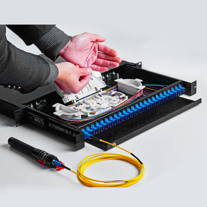 Rack Mounted ODF Fiber ODF Patch Panel SC LC Loaded