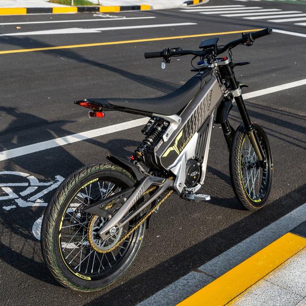 72V Mid Mounted Permanent Magnet Synchronous Motor Electric Bikes for Riding Experience