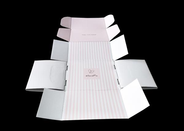 Hot Foil Gold Logo Corrugated Shipping Boxes For Dress Packaging Zxc-007
