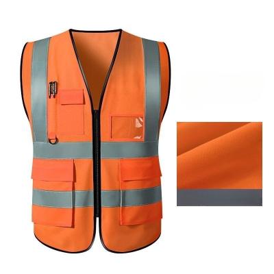 Vestuário protetor de alta visibilidade com bolsos múltiplos