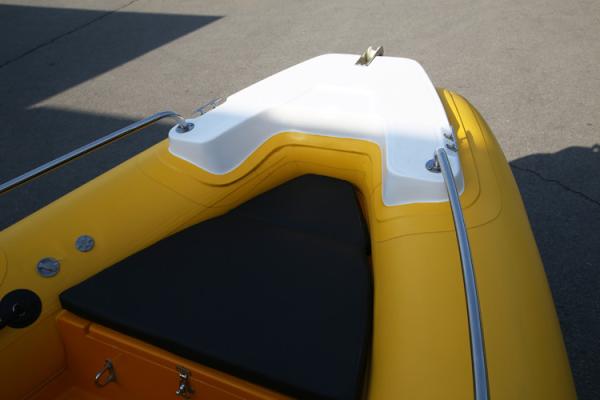 Deep - V Fiberglass Bottom Inflatable Boat 19 Ft With Customized Equipments
