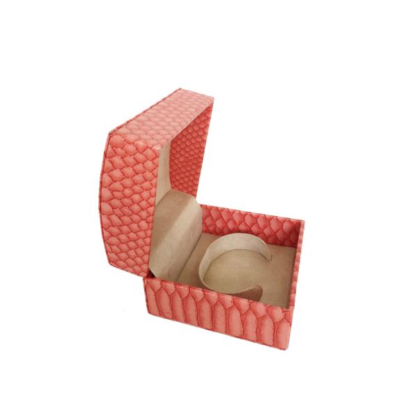 Small Pink Rigid Cardboard Luxury Gift Boxes Portable Bracelet Packaging Personalised Jewelry Boxes