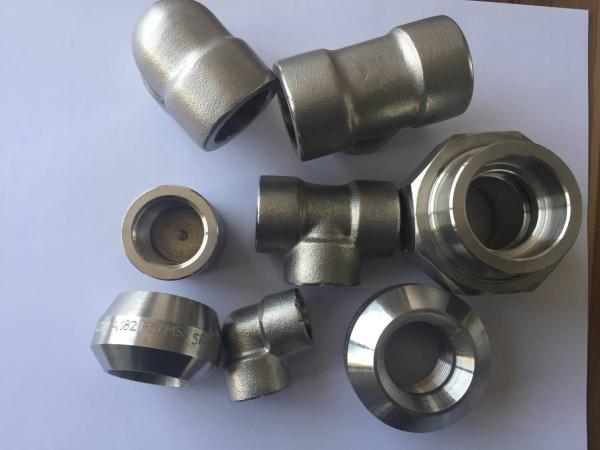 Duplex Stainless Steel 904L N08904 ASTM A182 F904L 90 45 Elbow Tee Cross Pipe Cap