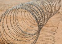 La clôture en fil barbelé: une solution de sécurité durable et résistante à la corrosion