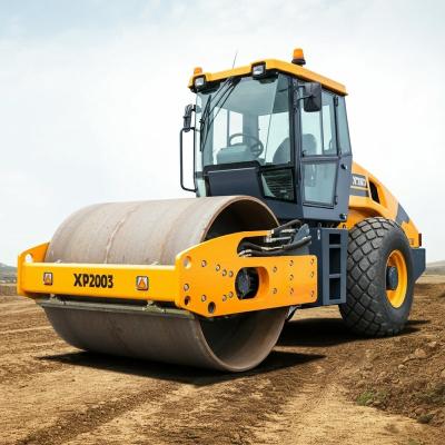 XP303 30 toneladas 545 kPa Rodas de rolamento vibratório de pneus pneumáticos