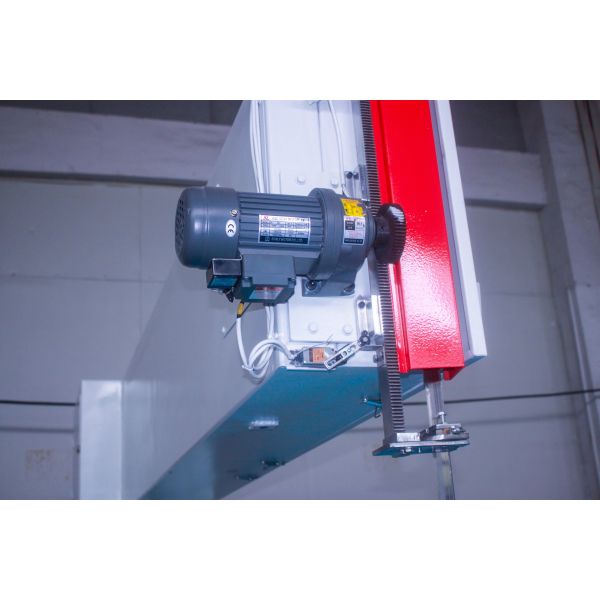 1.74kw EVA Pearl Foam Shapes 600mm Vertical Cutting Machine