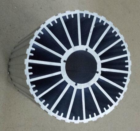 Подгонянные штранг-прессования Хеацинк размера алюминиевые с прогрессивным умирают штемпелюя алюминиевые ребра