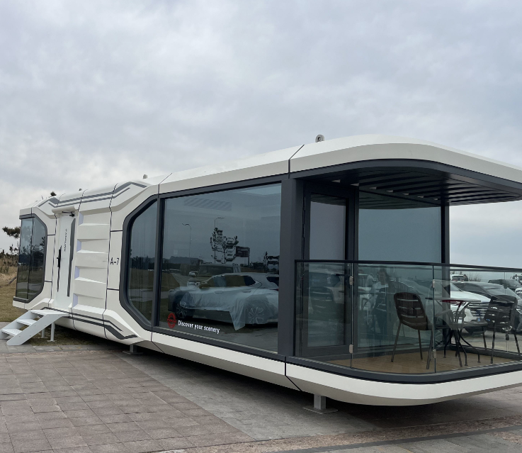 Best-Selling Modern Prefabricated Space Capsule House Modern Mobile Futuristic House