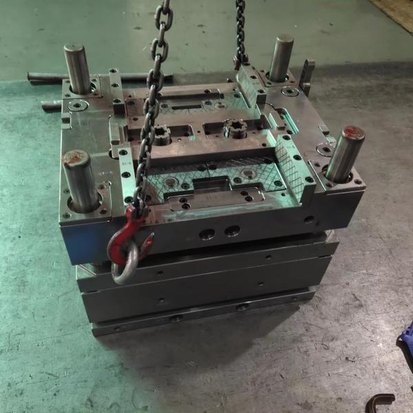 H13 Customized Hot Runner Plastic Injection Mold For PU Molding