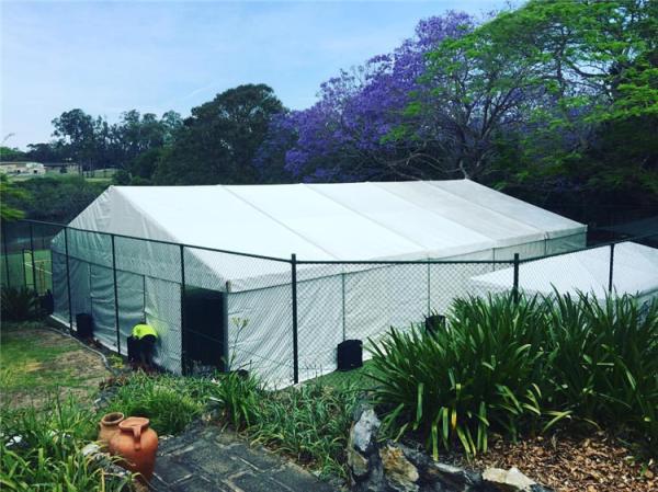 Semi Permanent Anti UV Event Marquee Tent , White Outdoor Tent 300 Seats Event Venue