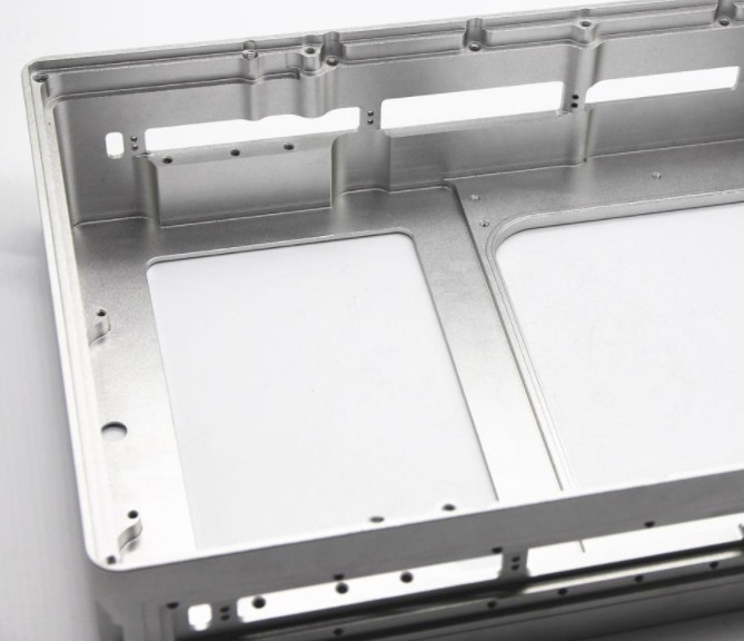 части CNC 0.02mm подвергая механической обработке поворачивая анодируя панель переключателя