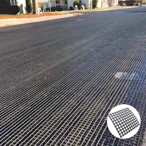 PP geogrid Polyester (PET) geogrid Fiberglass geogrid Steel Plastic Bi-Directional Universal Retaining Wall Geogrid Driveway Stabilization Grids Gravel Grid Walls Geocell Geogrid For Retaining Wall