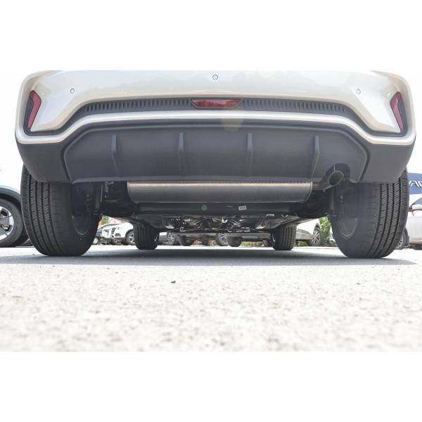 2023 Gx3 Geely Livan X3 PRO SUV de cuero de 5 puertas y 5 asientos Euro VI Condición de emisión con ajuste eléctrico del asiento del conductor