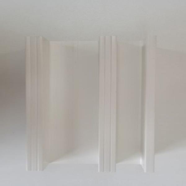 88 UPVC ウィンドウ プロファイル トリプル トラック ウィンドウ フレーム GKBM