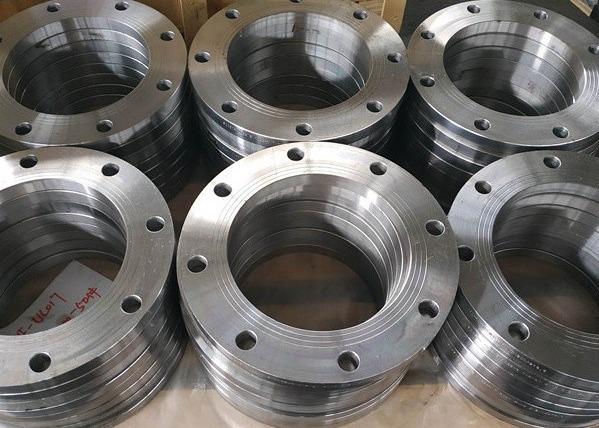 PESCOÇO GALVANIZADO QUENTE SLIP DA FLANGE WEDLING DE EN1092-1 PN6 PN10 PN16 EM CORTINAS