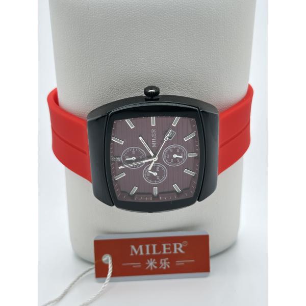 Quartz Sports Wrist Watch For Athletes And Fitness Enthusiasts