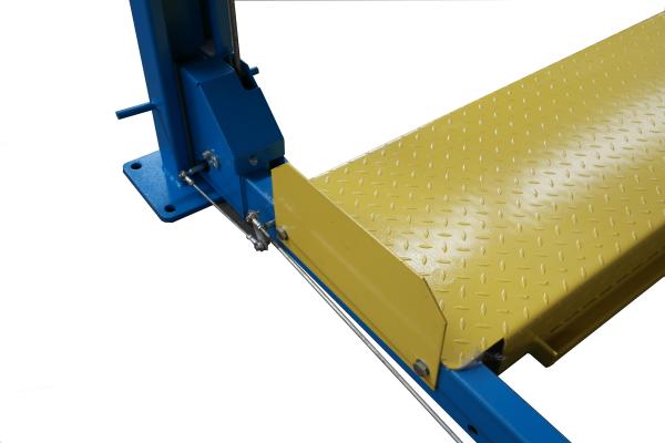 CE certificated  Four Post Vehicle Lift High Adaper With Runway Width 475mm