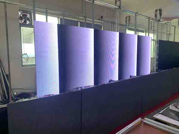 Шкаф экрана 500x500mm СИД на открытом воздухе этапа P3.91mm арендный алюминиевый