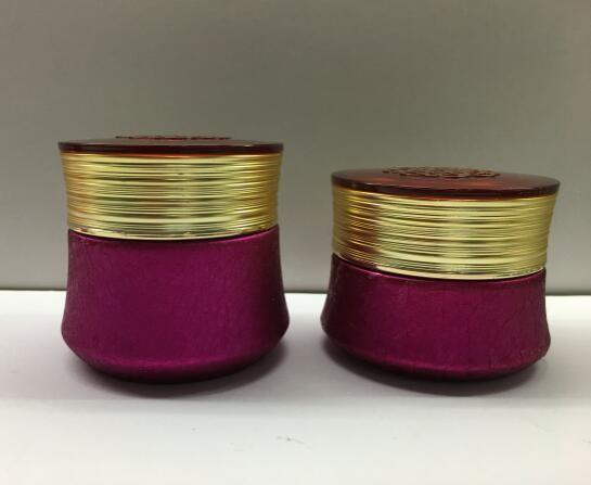 Glass Cosmetic Bottles , Skin Care Lotion Bottles Cream Jars With Plastic Cap , OEM