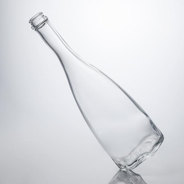 Whisky Gin Rum Vodka Glass Collar Engraved Round Liquor Bottle with and Custom Cap