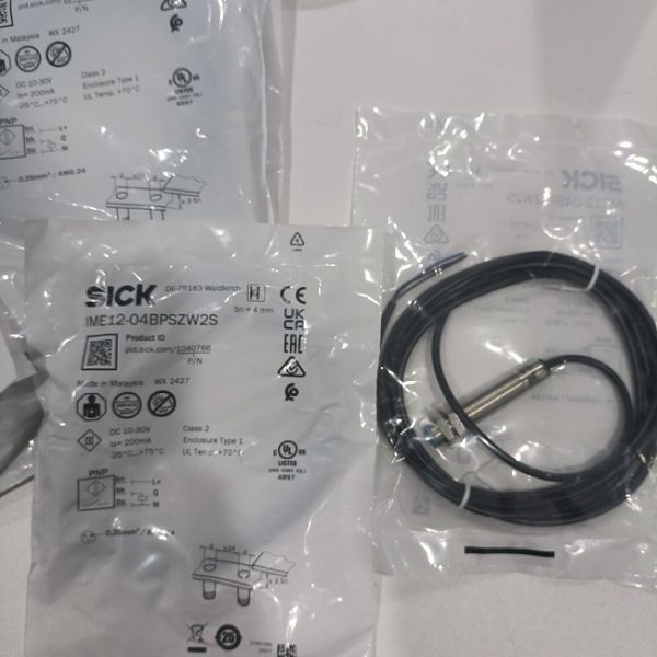 IME12-04BPSZW2S 1040766 SICK Inductive Proximity Sensor M12 housing 4 mm sensing range