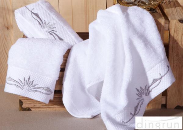 Super Soft 32s Woven White Hand Towels Set OEM / ODM Available