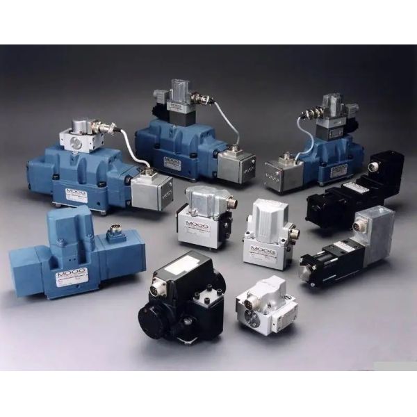 German Original Moog Servo Valve with Horizontal Pump Shaft Position for LED Touch Control Appliions