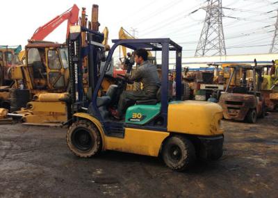Empilhadeiras FD30 da segunda mão de KOMATSU com o motor diesel de capacidade de carga de 3 T