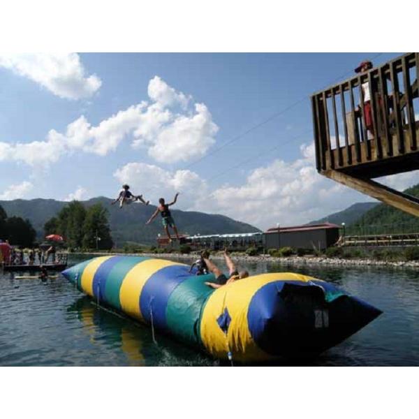 プール、耐久ポリ塩化ビニールの防水シートのための跳躍水ブログ膨脹可能な水おもちゃ