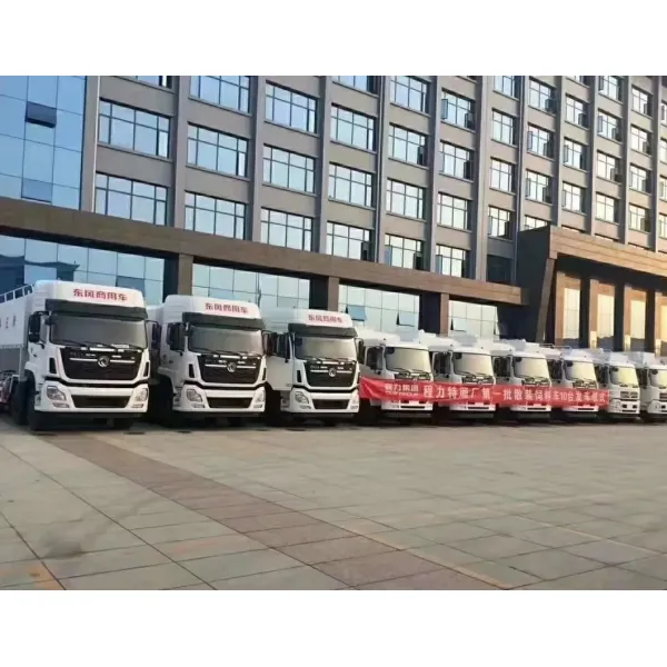 Heavy-Duty 13t Grain Transport Vehicle for Bulk Animal Feed