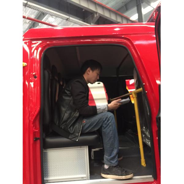 ISUZU 6M3 Water Tank Heavy Duty Fire Trucks , Foam Fire Truck Medium / Low Pressure Pump