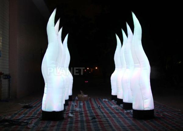 Colora a coluna inflável em mudança de pano inflável de Oxford da decoração da iluminação