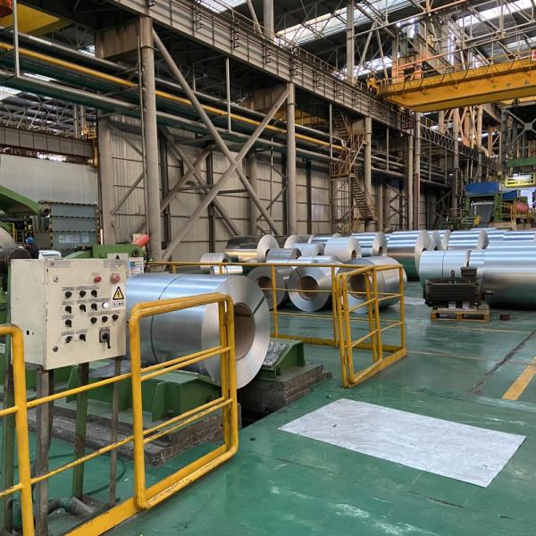 Hot Rolled Based Regular Spangle SGCC 400 Gauge Galvanized Steel Sheet G90 Galvanized Sheet Metal for Your Project