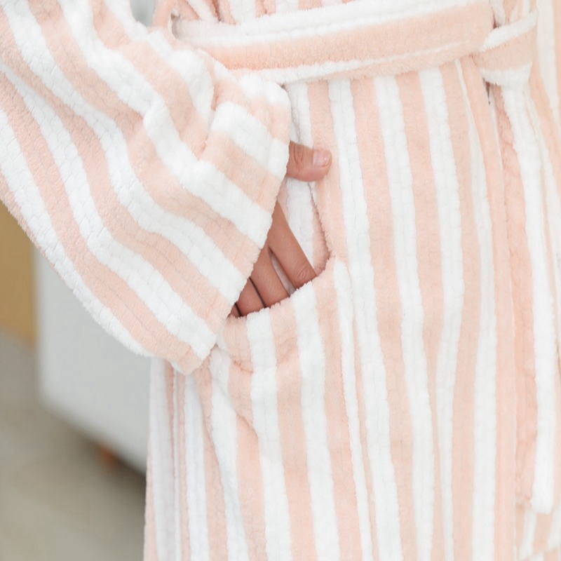 Super Absorbent Big Stripe Coral Fleece Bathrobe 300gsm 120cm With Cap