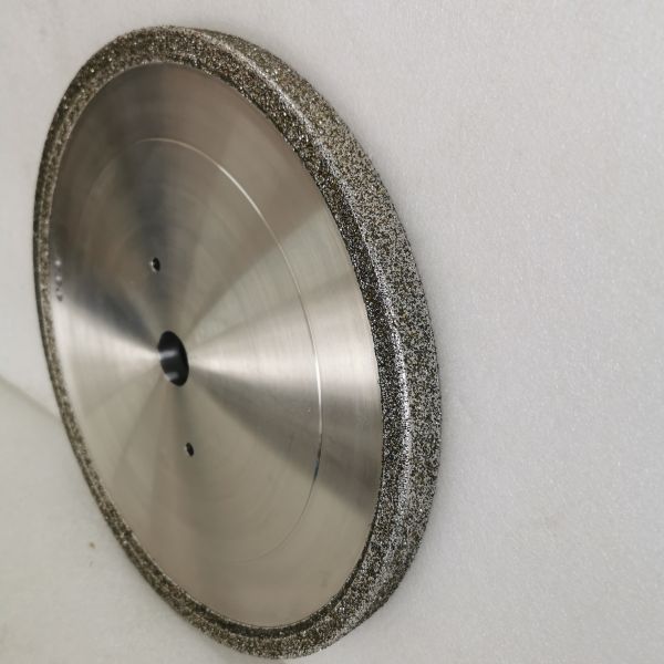 Diámetro 355mm GritD20/25 Electroplacado rueda de diamante negro para moler hierro fundido