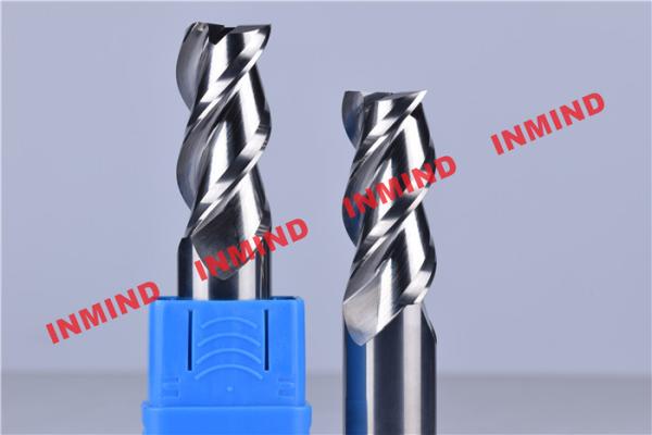 HRC50 End Mill Bits For Aluminum 3 Flute No Coating Grain Size 0.8 um Bright Surface