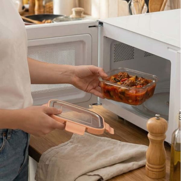 IKOO 2026 Designing Glass Food Container with 4-Lock Stainless Steel Lid