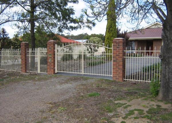 Security Automatic Driveway Gates , Residential Sliding Gates Tubular Fencing